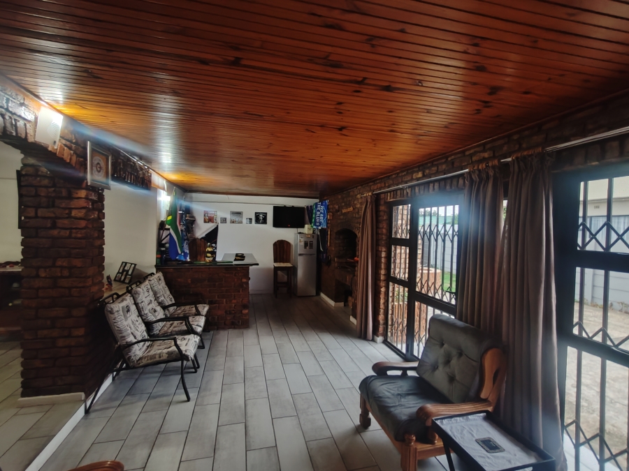 3 Bedroom Property for Sale in Windsor Park Eastern Cape